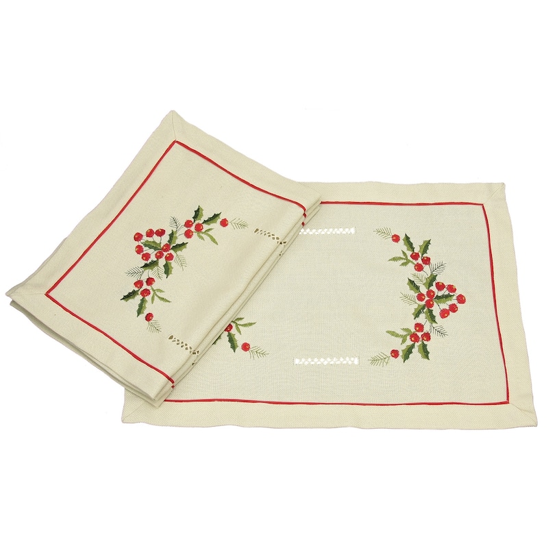Country Holly Berry 14x20 Placemats-Set of 4