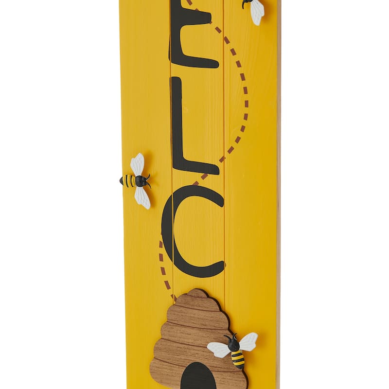 Glitzhome 42"H Solid Wood WELCOME Porch Sign with Bee or Butterfly Outdoor Decor