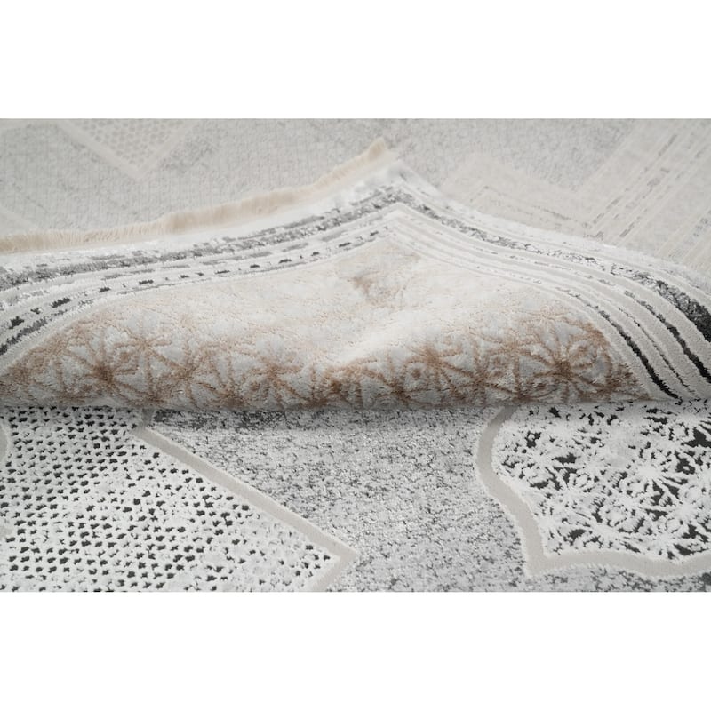 Machine Made Oriental Polyester Carpet Medallion Greys & Charcoal Distressed Area Rug - 7' 9'' X 5' 2''