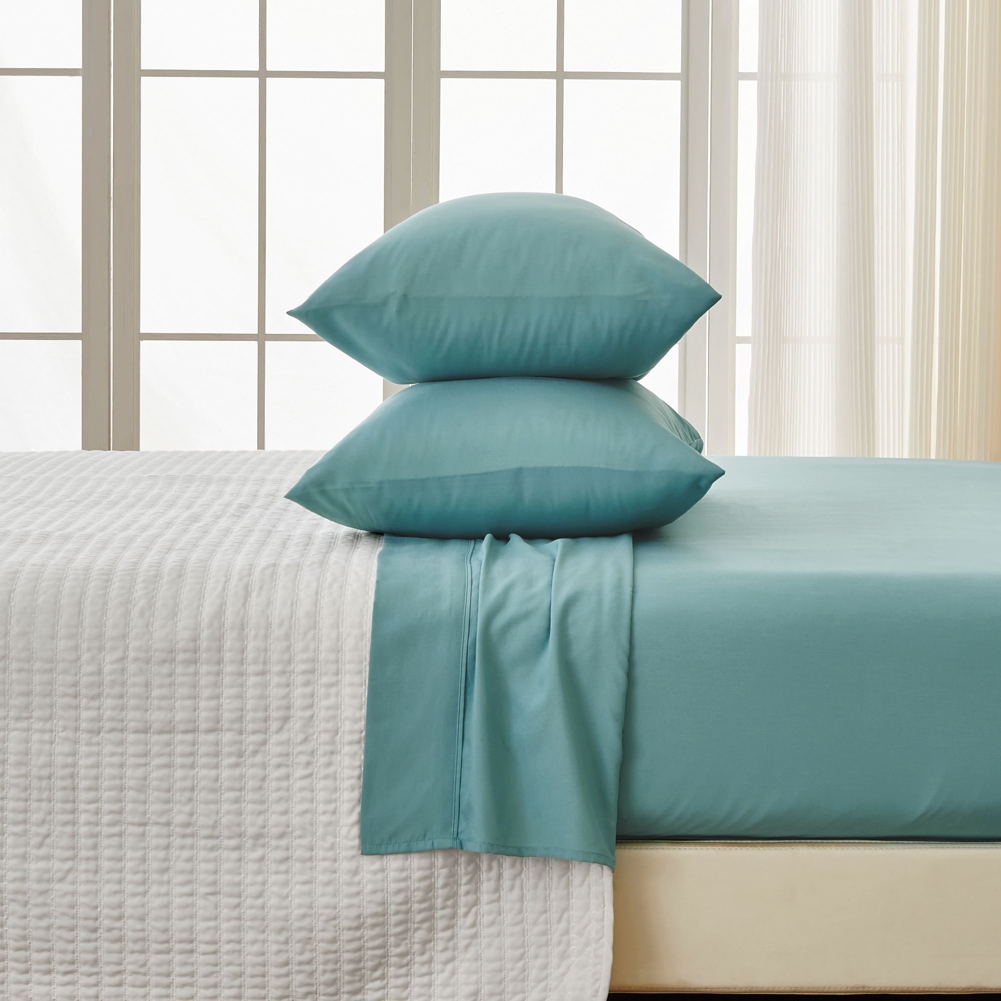 Linery & Co. Ultra Soft Microfiber and Rayon from Bamboo Bed - Picture 7 of 13