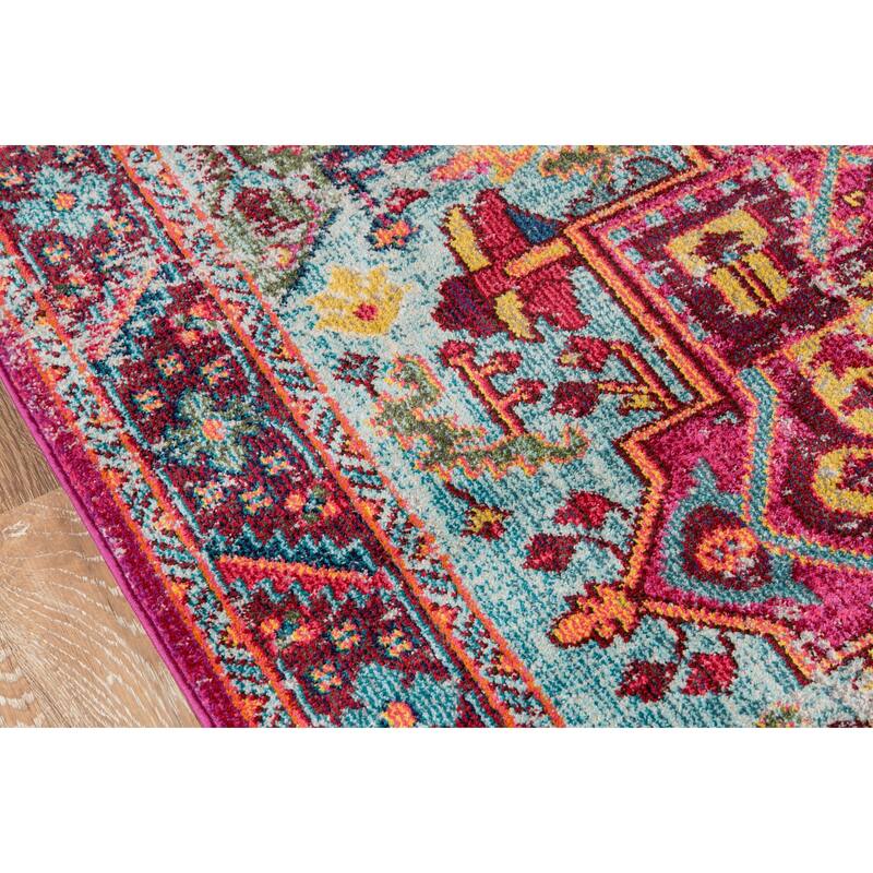 Momeni Casa Traditional Medallion Area Rug