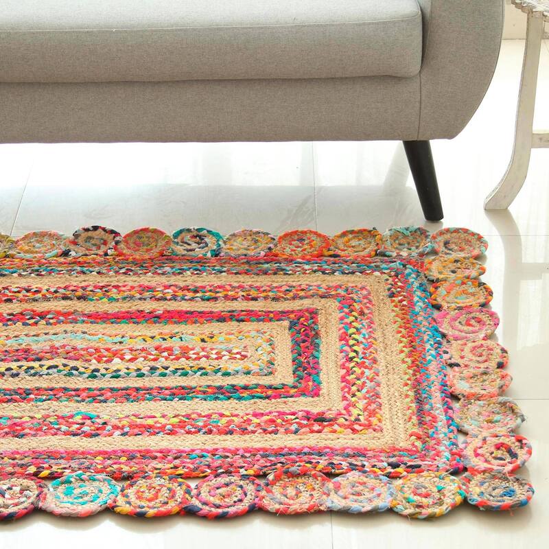 Handmade Festive Charm cotton area rug (India) - Big