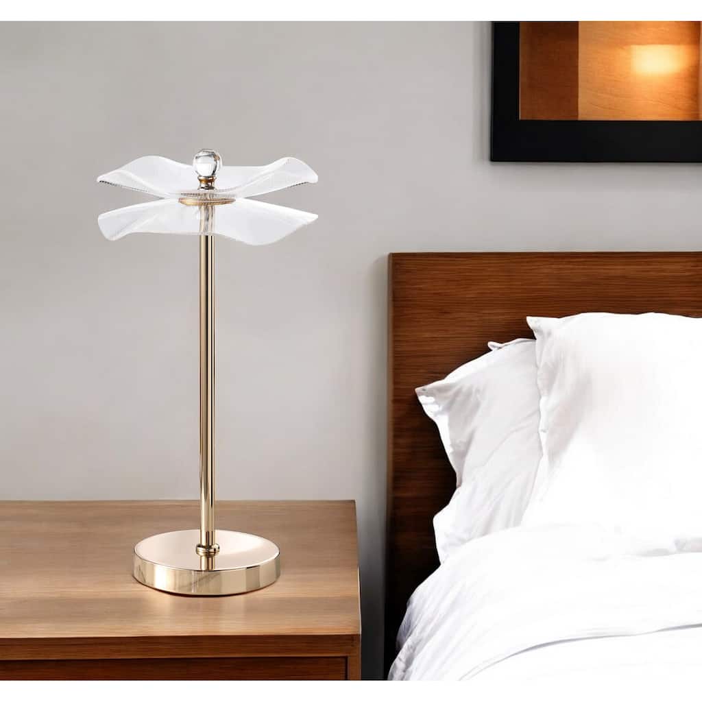 HomeRoots 18" Gold Bedside LED Lamp With Clear Acrylic Novelty Wavy Shade - 9