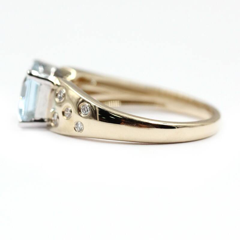 14Kt Yellow Gold Aquamarine and Diamond Ring