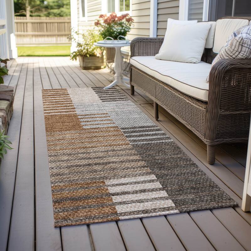 Machine Washable Indoor/ Outdoor Chantille Contemporary Stripes Rug
