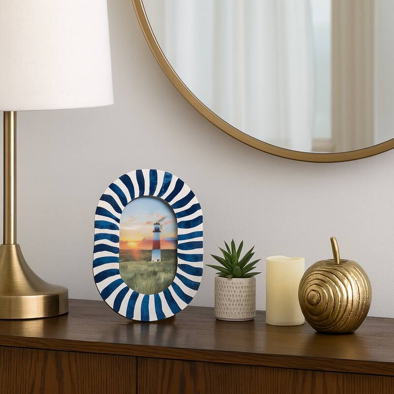 Resin Oval Picture Frames Bold Striped Design for Wall Decor Accent