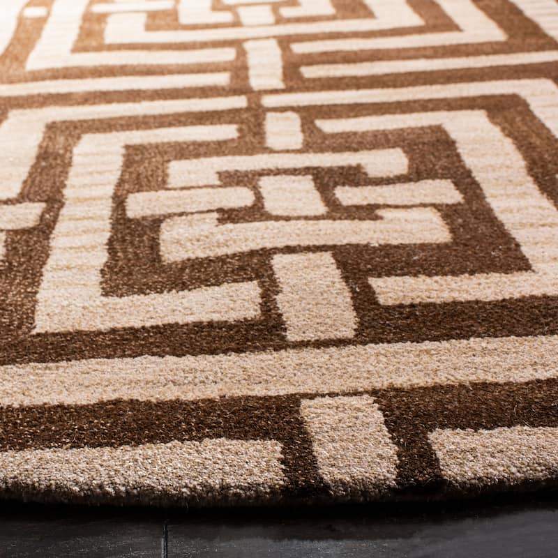 SAFAVIEH Handmade Wyndham Idalina Modern Wool Rug
