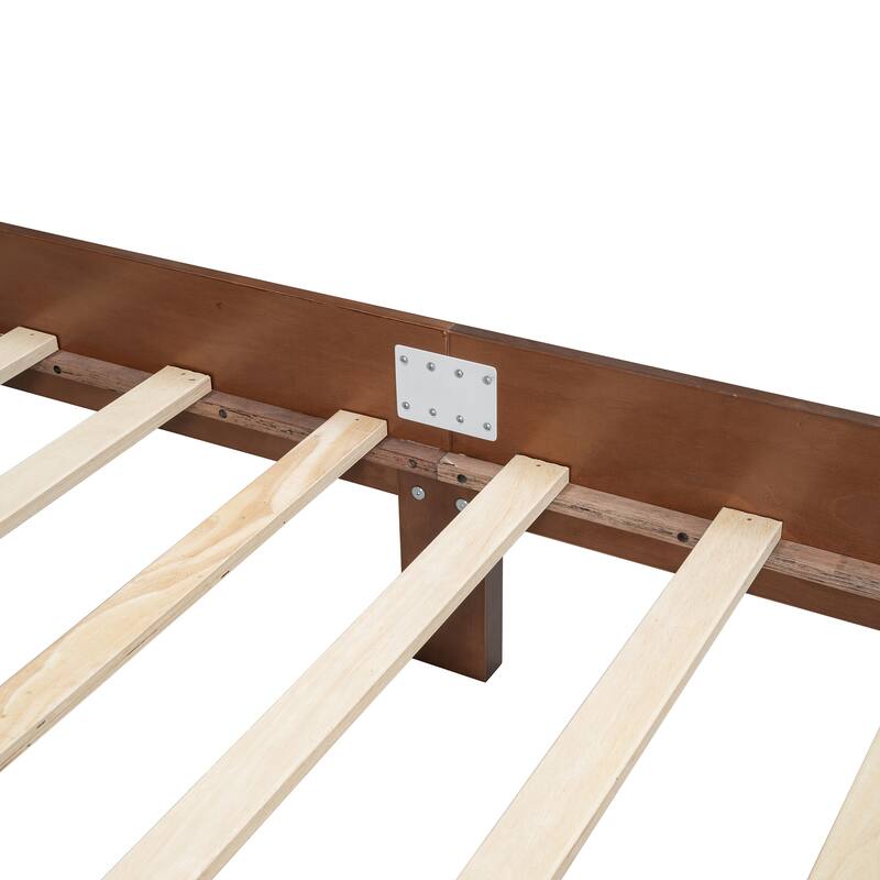 Queen/Full Size Wood Platform Bed with Natural Rattan Headboard, Vintage Bed Frame