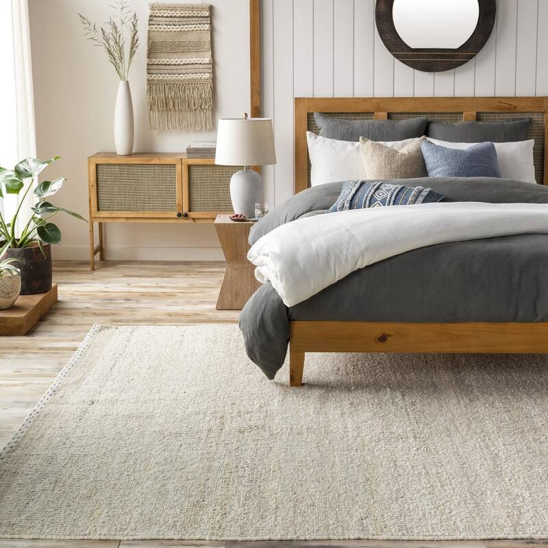 Livabliss Casual Sadie Dots Area Rug