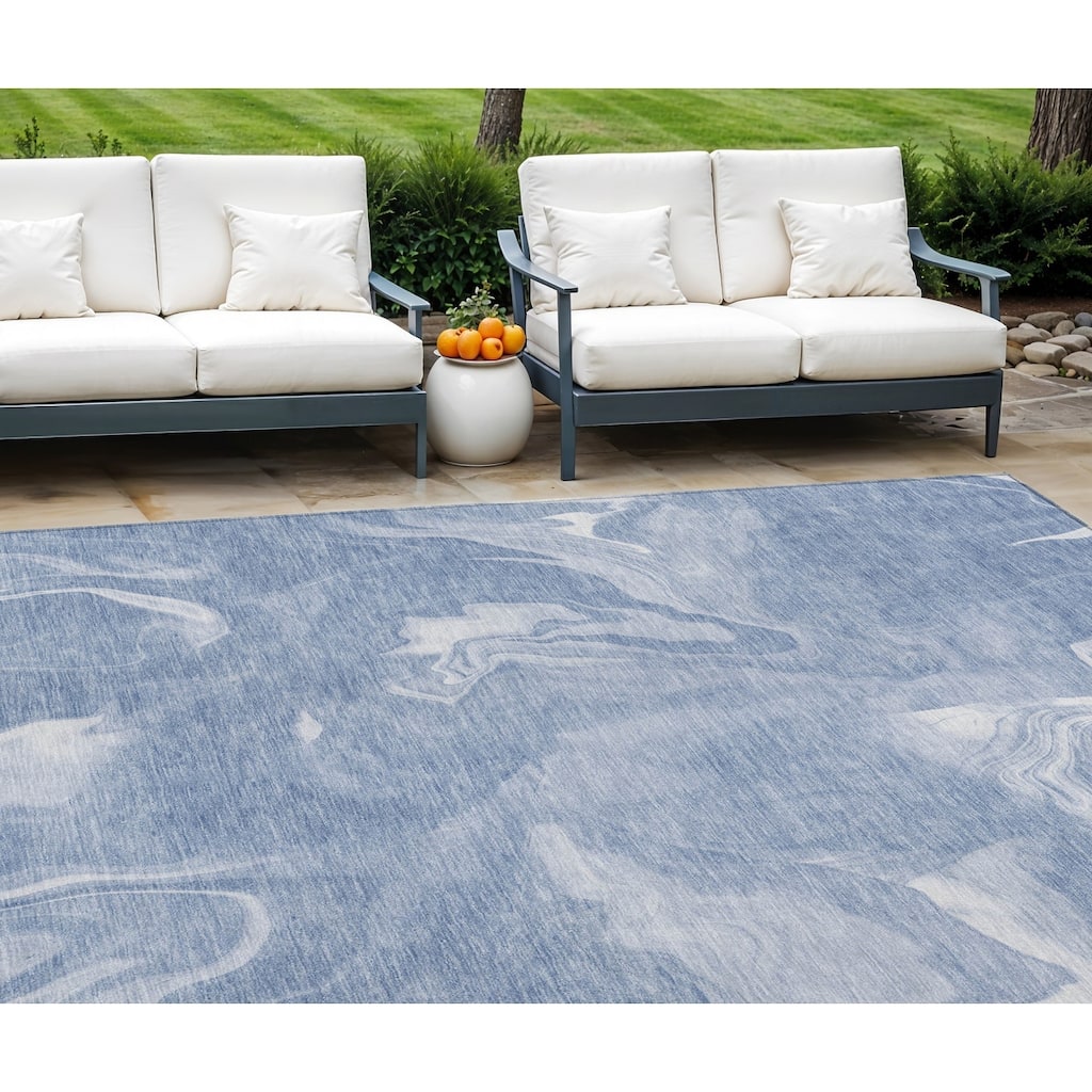 HomeRoots Abstract Transitional Rectangle Outdoor Rug