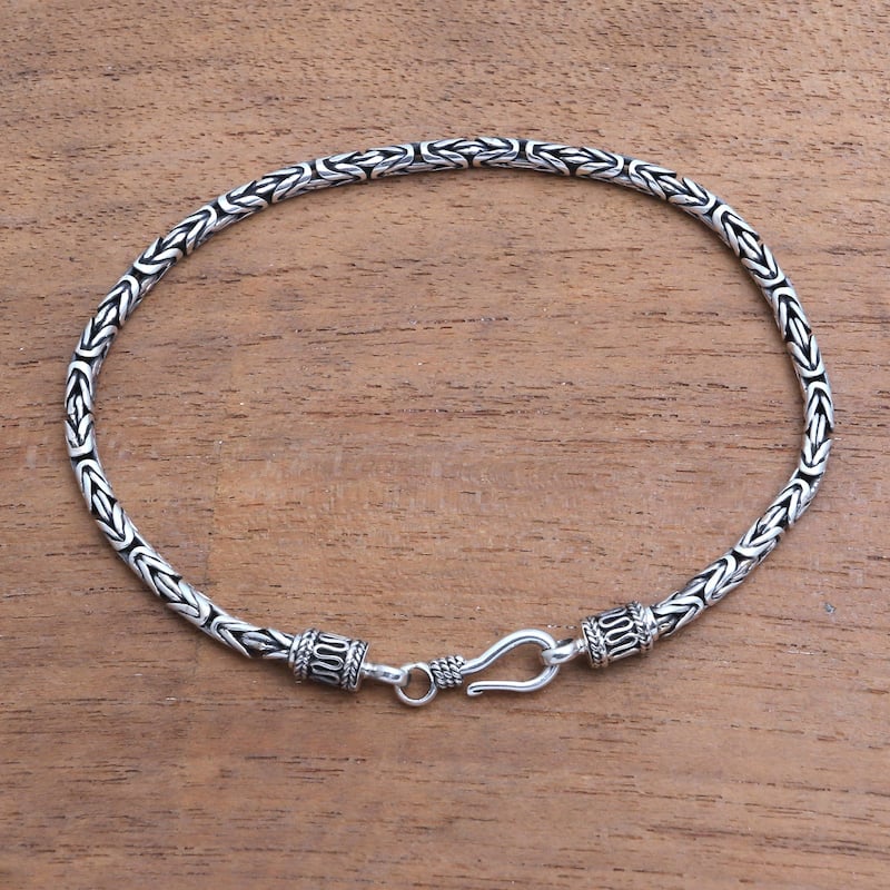 Handmade Borobudur Collection Buddhist Zen Inspired Naga Snake Mens or Womens Sterling Silver Chain Bracelet (Indondesia)