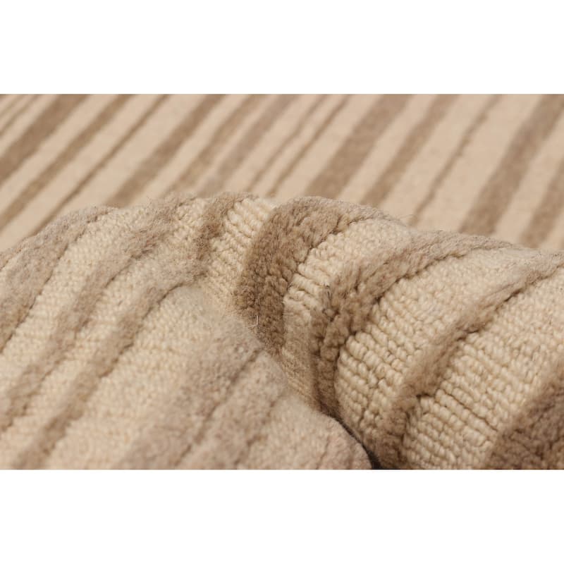 Kashkuli Gabbeh Tan Rug 7'6" x 10'8" - 7'6 x 10'8