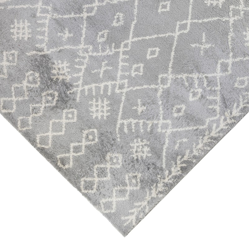 Belen Birch Southwestern Geometric Plush Shag Area Rug