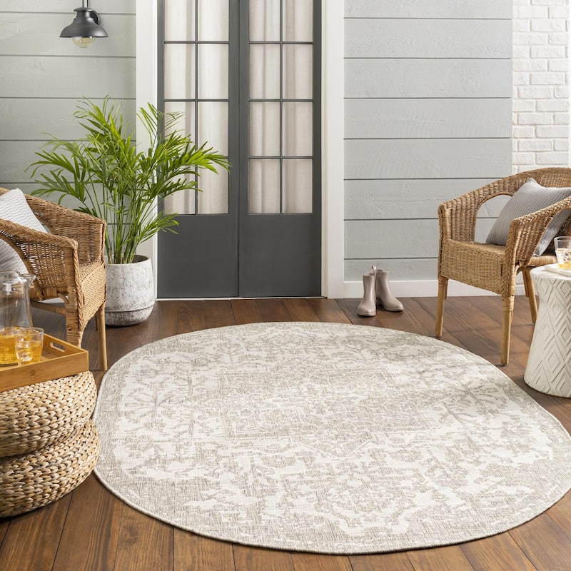 Livabliss Eagean Updated Traditional Medallion Indoor / OutdoorArea Rug