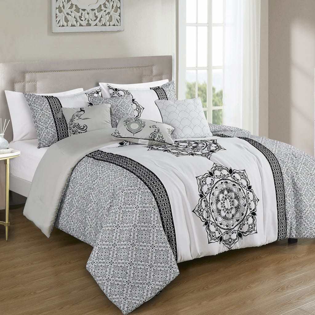 Harini Luxury 7 Piece Comforter set