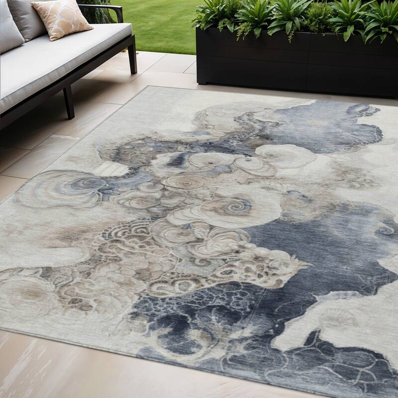 HomeRoots Abstract Transitional Rectangle Outdoor Rug - 5' X 8'