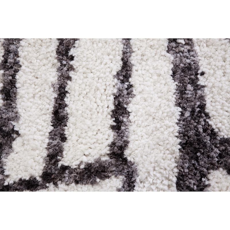 Jesee White and Dark Gray Polyester Area Rug - 6' x 9'