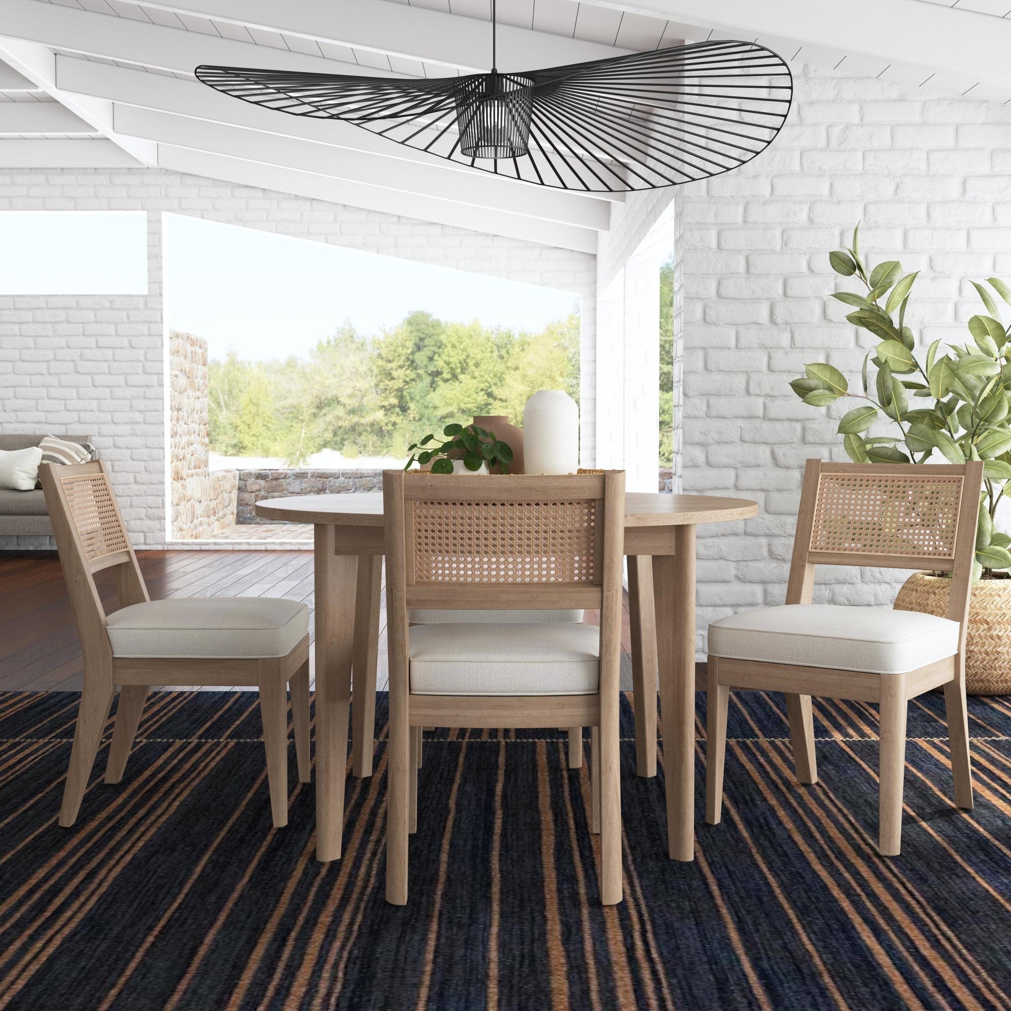 Outdoor store seating brentwood