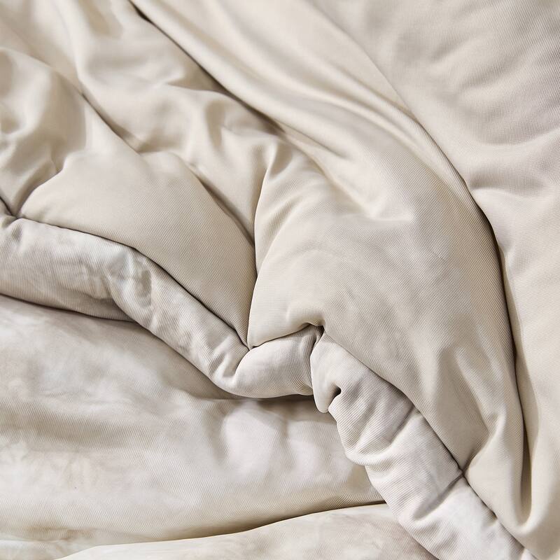 Chilly Moon - Coma Inducer® Oversized Cooling Comforter - Lunar Sand