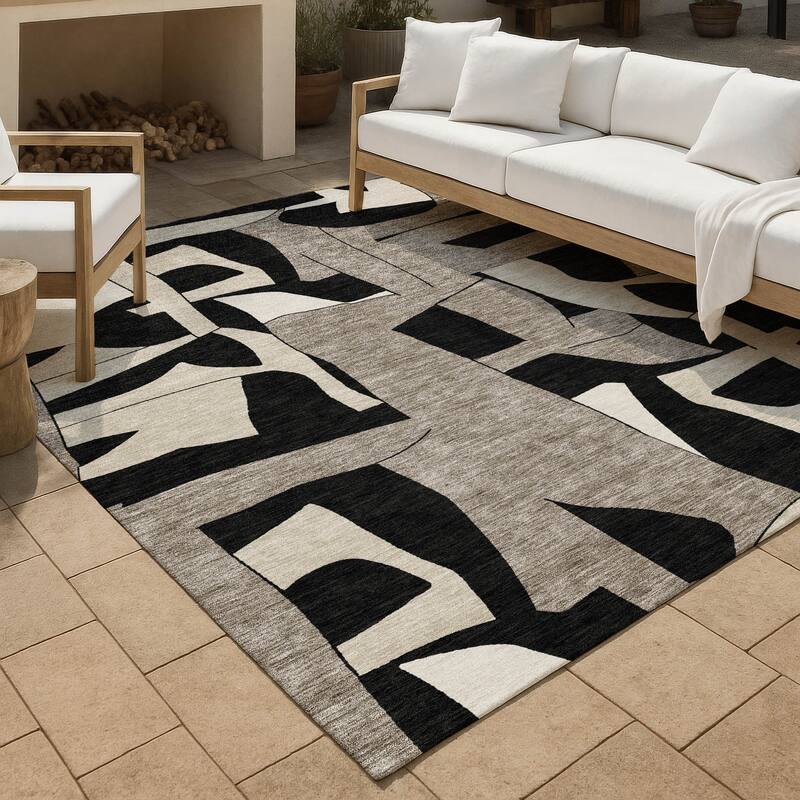 Machine Washable Indoor/ Outdoor Modern Crestone Chantille Rug - Black - 5' x 7'6"