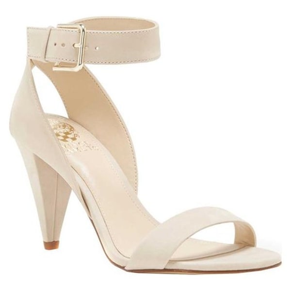 vince camuto caitriona