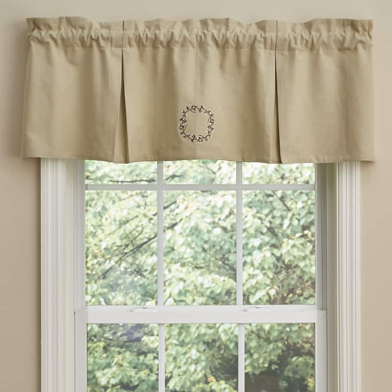 Park Designs Cotton Wreath Lined Pleat Valance 45" x 15" - 45" X 15"