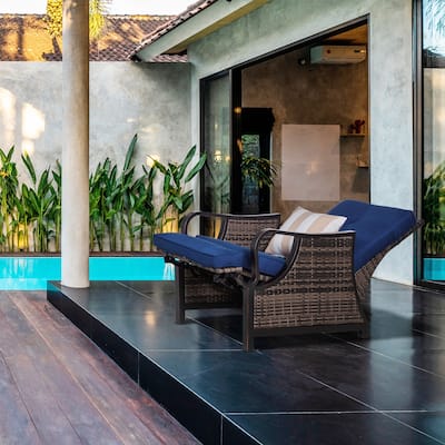 Outsunny Adjustable Patio Rattan Leisure Chair, Outdoor Relax PE Rattan Recline Lounge Furniture, w/ Cushion & Armrest