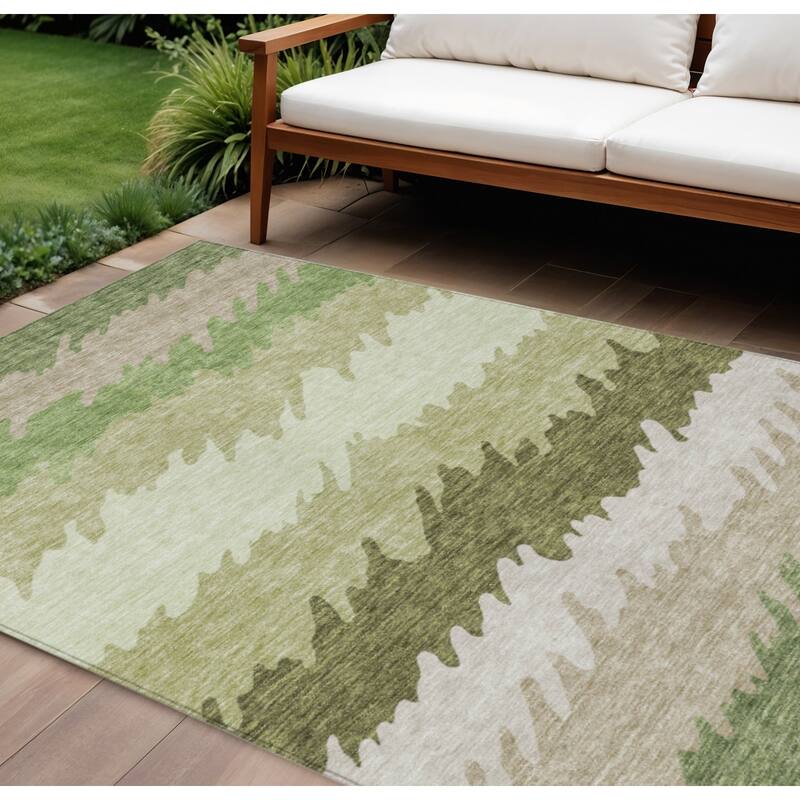 HomeRoots Striped Transitional Rectangle Outdoor Rug - 9' X 12'
