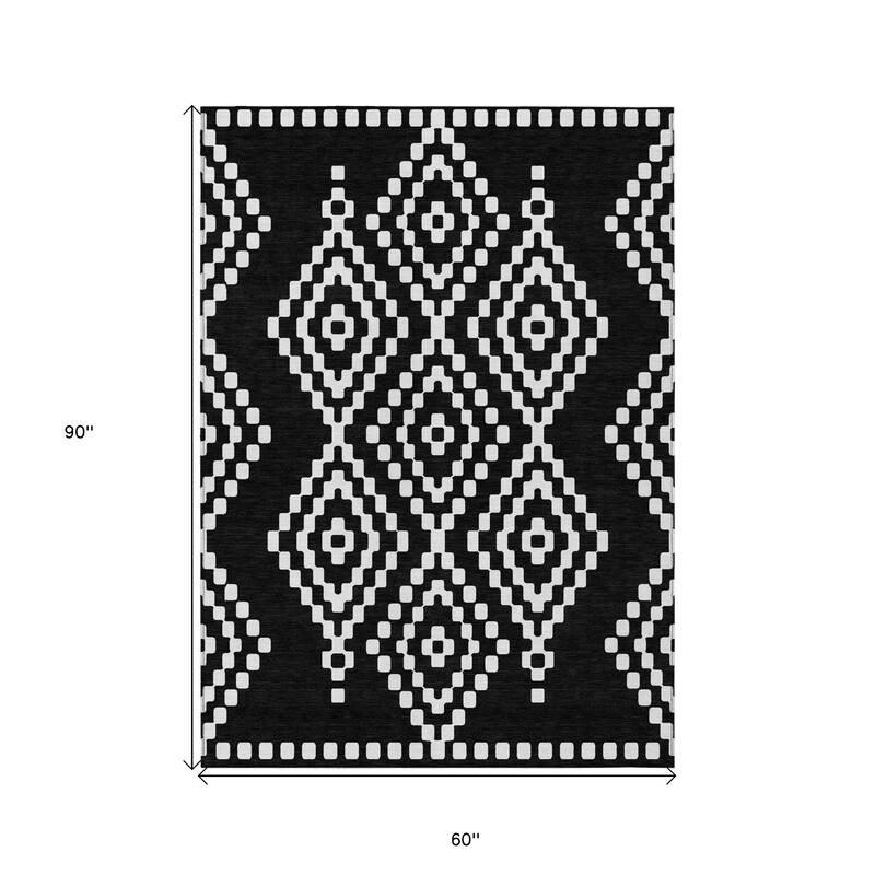 HomeRoots Geometric Transitional Rectangle Outdoor Rug