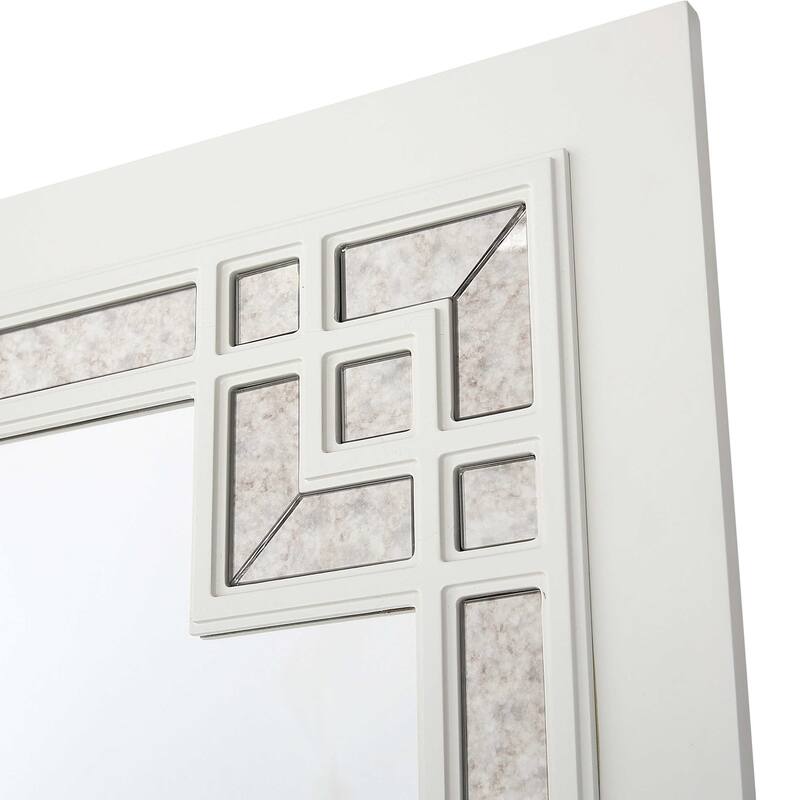 HomeRoots 39" White Square Accent Wood Mirror - 39.4' X '39.4' X '1
