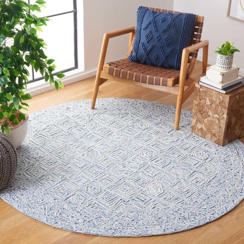 SAFAVIEH Handmade Textual Vibha Wool Rug - 6' Round - Blue/Ivory