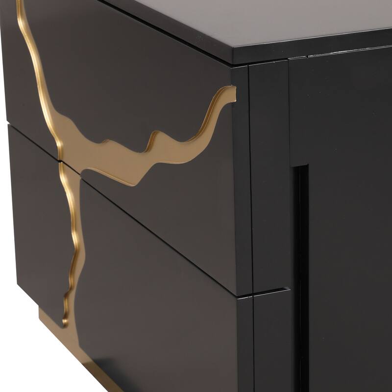 Furniture of America Kismet Modern 5-Piece Black Wood Platform Bedroom Set with Gold Accented Headboard