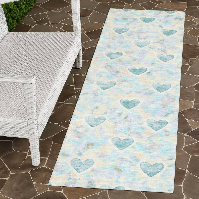 Machine Washable Indoor/ Outdoor Modern Hearts Chantille Rug - Teal - 2'3" x 7'6"
