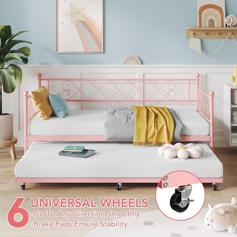 Twin Metal Daybed and Trundle