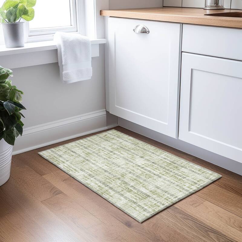 Machine Washable Indoor/ Outdoor Chantille Stripe Ombre Rug