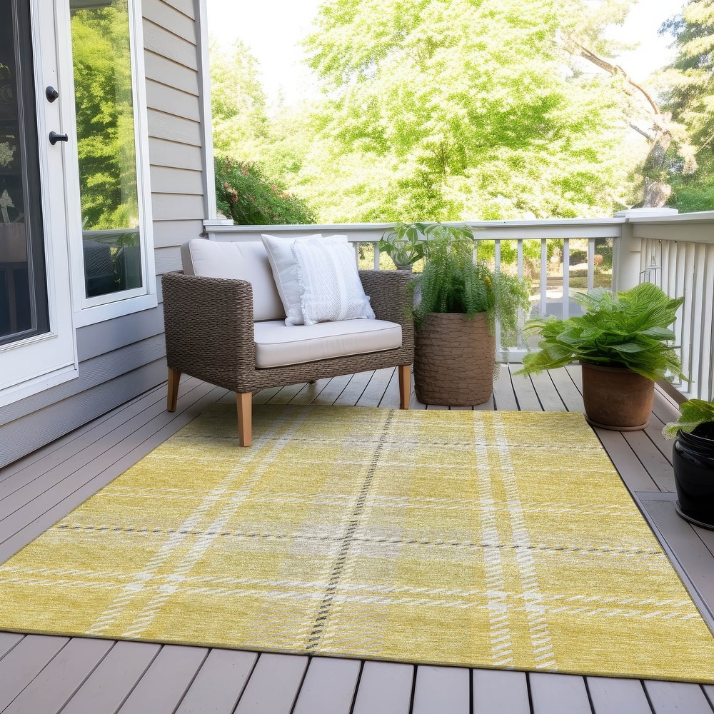 Machine Washable Indoor/ Outdoor Chantille Plaid Cozy Rug