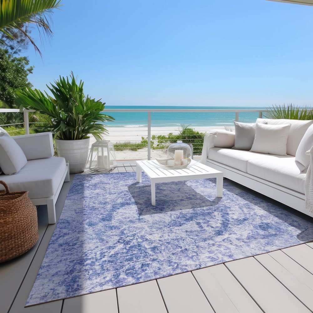 Machine Washable Indoor/ Outdoor Abstract Solid Chantille Rug