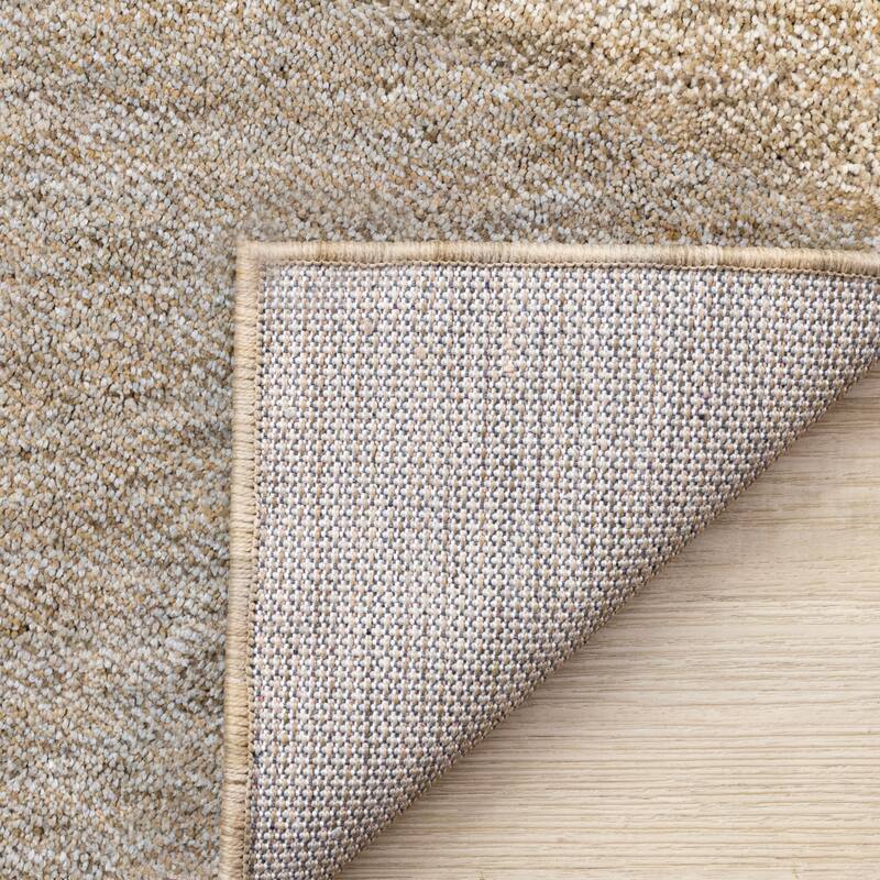 Caro Collection - Recycled Polyester Curvy Beige Grey Area Rug