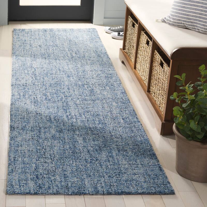 SAFAVIEH Handmade Abstract Menna Wool Rug - Blue/Ivory - 2'3" x 8' Runner