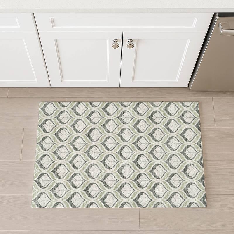 Machine Washable Indoor/ Outdoor Modern Trellis Chantille Rug