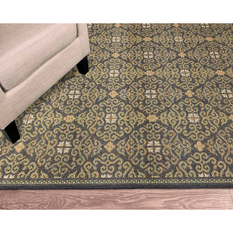Liora Manne Patio Suzani Diamonds Indoor/Outdoor Rug