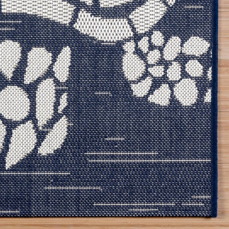 Gertmenian Solterra Nautical Coastal Tropical Weather Resistant Polypropylene Flatweave Indoor/ Outdoor Area Rug Collection