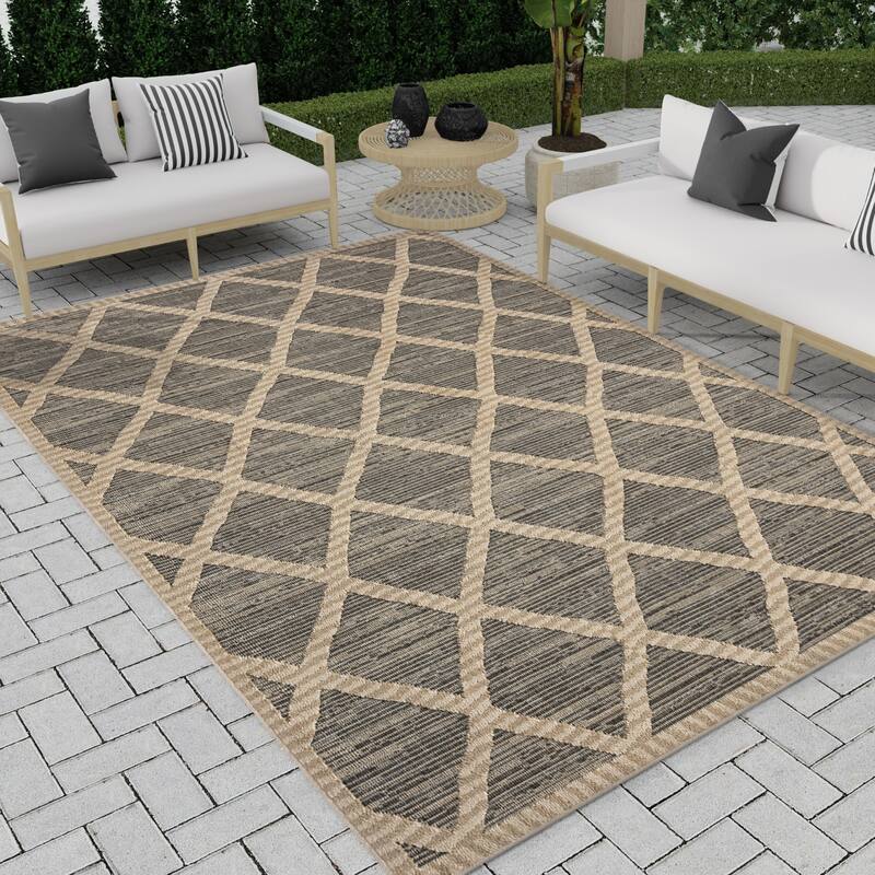 Nautica Indoor/Outdoor Modern Geometric Beige/Multi High-Low Rug