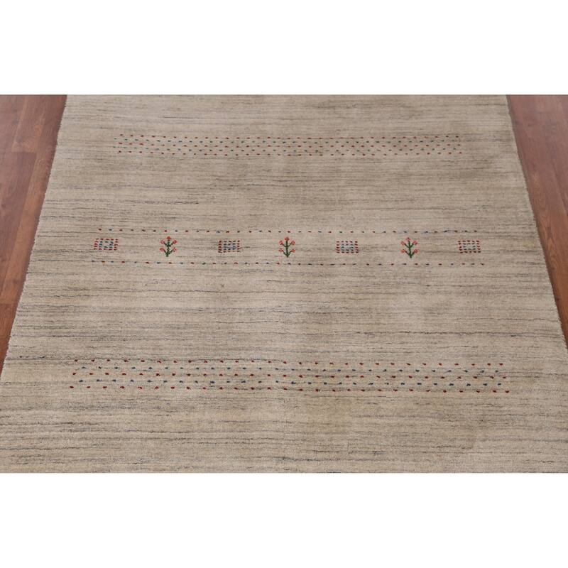 Hand Knotted Oriental 100% Wool Carpet Tribal Tribal Beige & Ivories Gabbeh Area Rug - 7' 9'' X 5' 0''