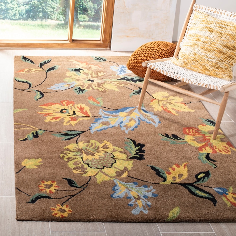 SAFAVIEH Handmade Soho Dwan Floral N.Z. Wool Rug