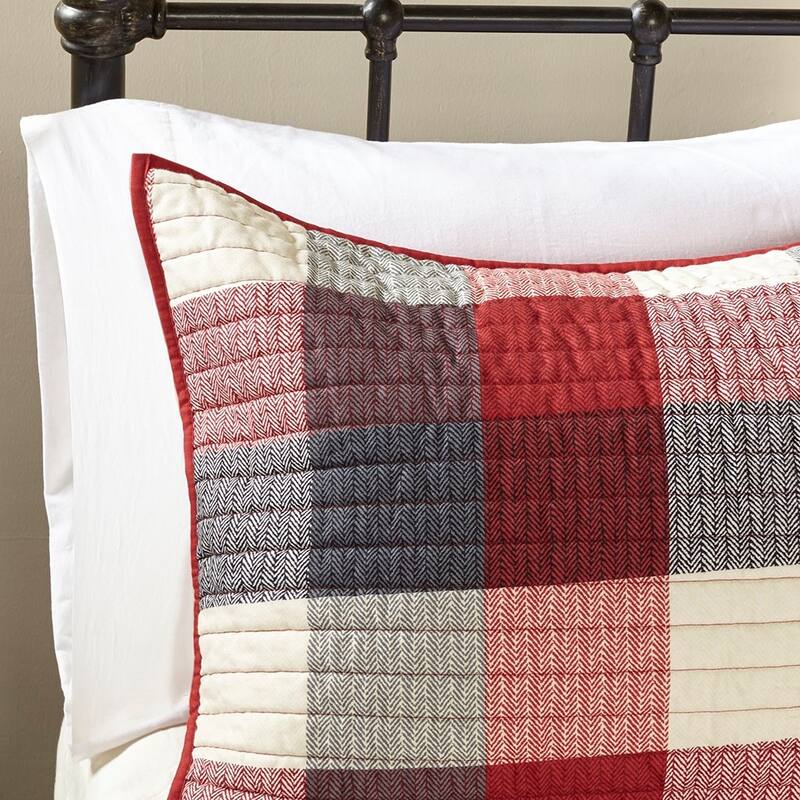 GDF Studio - Ridge Printed Herringbone Reversible Quilt Set with Throw Pillows