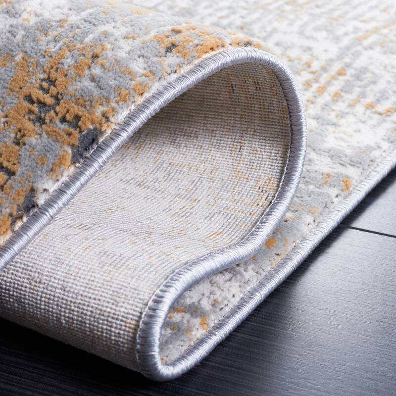 SAFAVIEH Vogue Lucinda Modern & Contemporary Rug