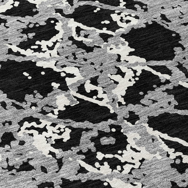 Machine Washable Indoor/ Outdoor Abstract Modern Chantille Rug