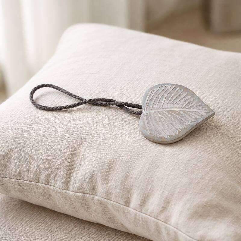 Magnetic Wooden Heart Curtain Tiebacks Easy to Use