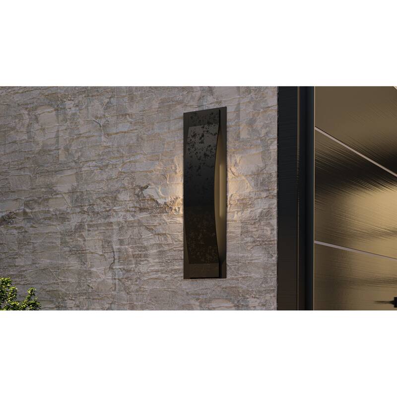 Onyx Integrated LED Earth Black Outdoor Wall Lantern